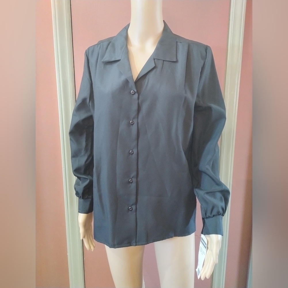 NWT Laura Mae Designs women's long sleeve button up professional blouse shirt